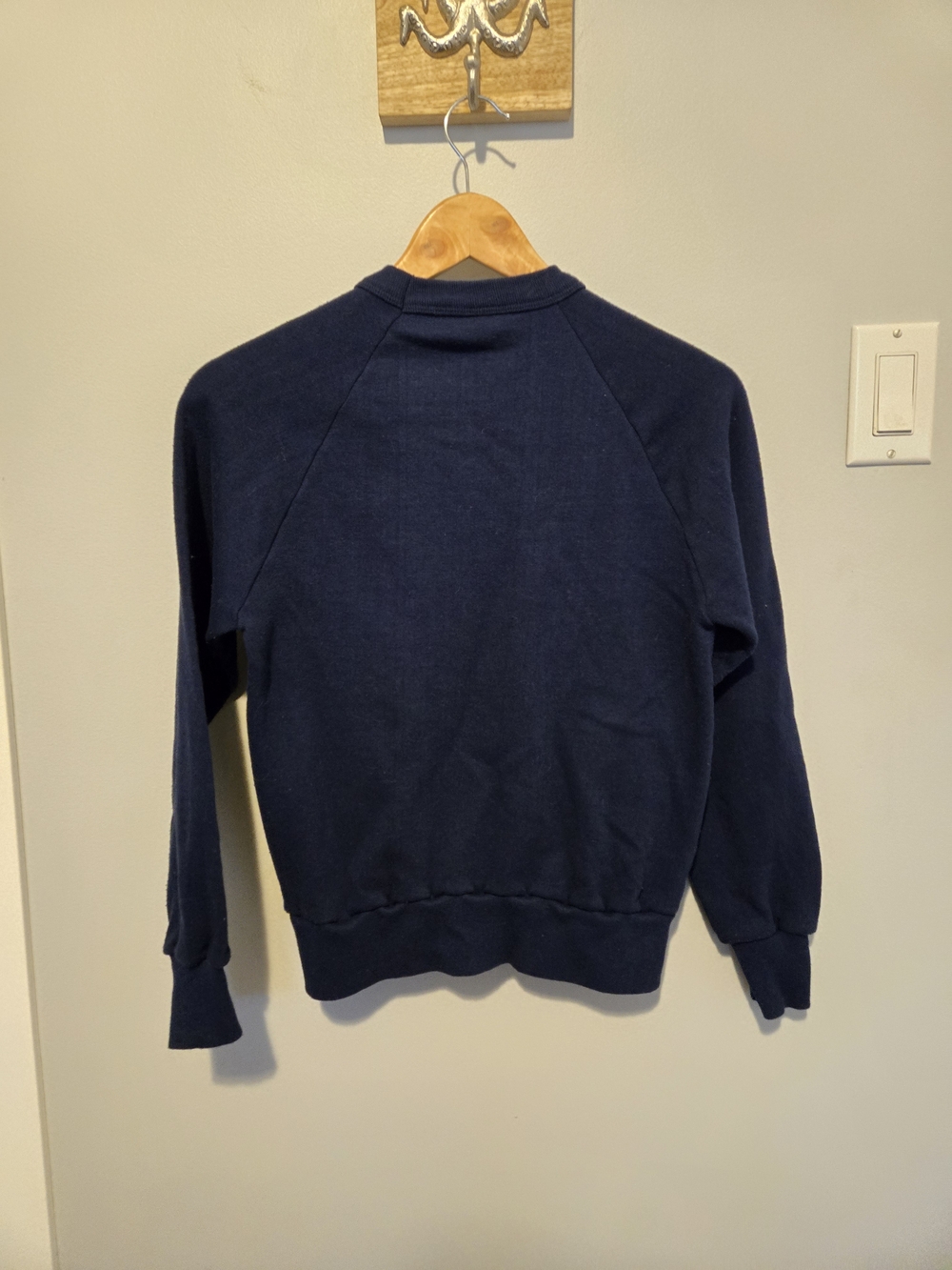 Vintage Navy 'Ski! Or go home!' Graphic Sweatshirt - Picture 4 of 5